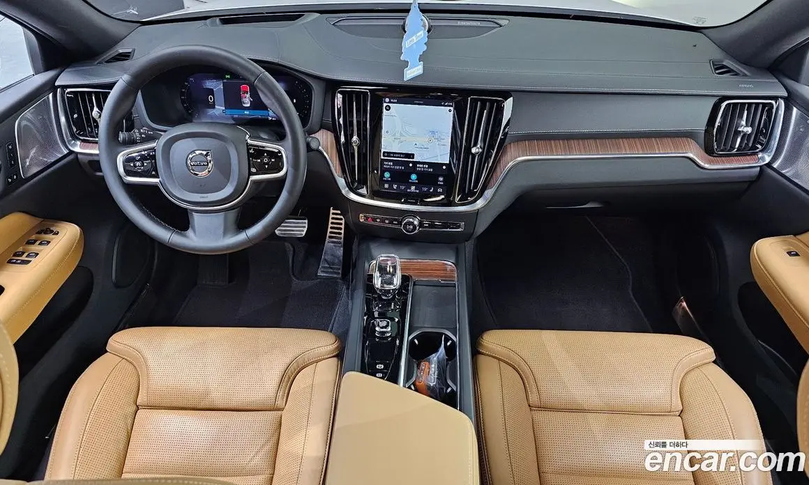 Volvo S60 2023 2.0 автомат (гидро), фото 9 Volvo S60 2023 2.0 автомат (гидро), фото 9