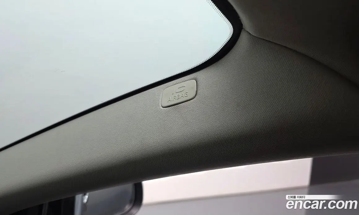 Volvo V40 2018 2.0 автомат (гидро), фото 27 Volvo V40 2018 2.0 автомат (гидро), фото 27