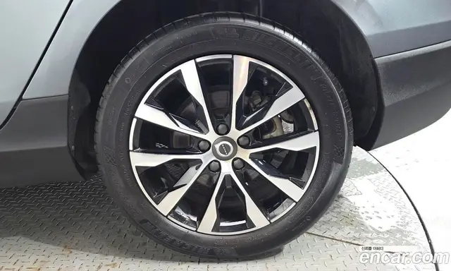 Volvo V40 2018 2.0 автомат (гидро), миниатюра 7 Volvo V40 2018 2.0 автомат (гидро), миниатюра 7