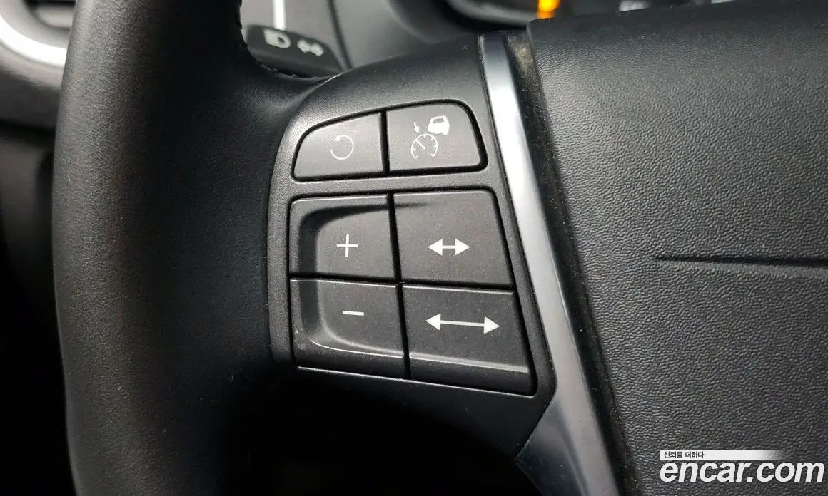 Volvo V40 2019 2.0 АКПП, фото 13