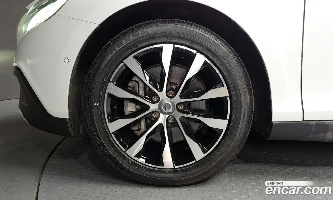 Volvo V40 2019 2.0 АКПП, фото 5