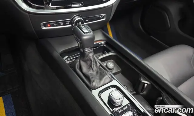 Volvo V60 2019 2.0 автомат (гидро), миниатюра 11 Volvo V60 2019 2.0 автомат (гидро), миниатюра 11