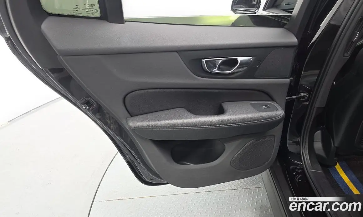 Volvo V60 2019 2.0 автомат (гидро), фото 14 Volvo V60 2019 2.0 автомат (гидро), фото 14