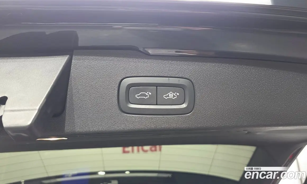 Volvo V60 2019 2.0 автомат (гидро), фото 26 Volvo V60 2019 2.0 автомат (гидро), фото 26
