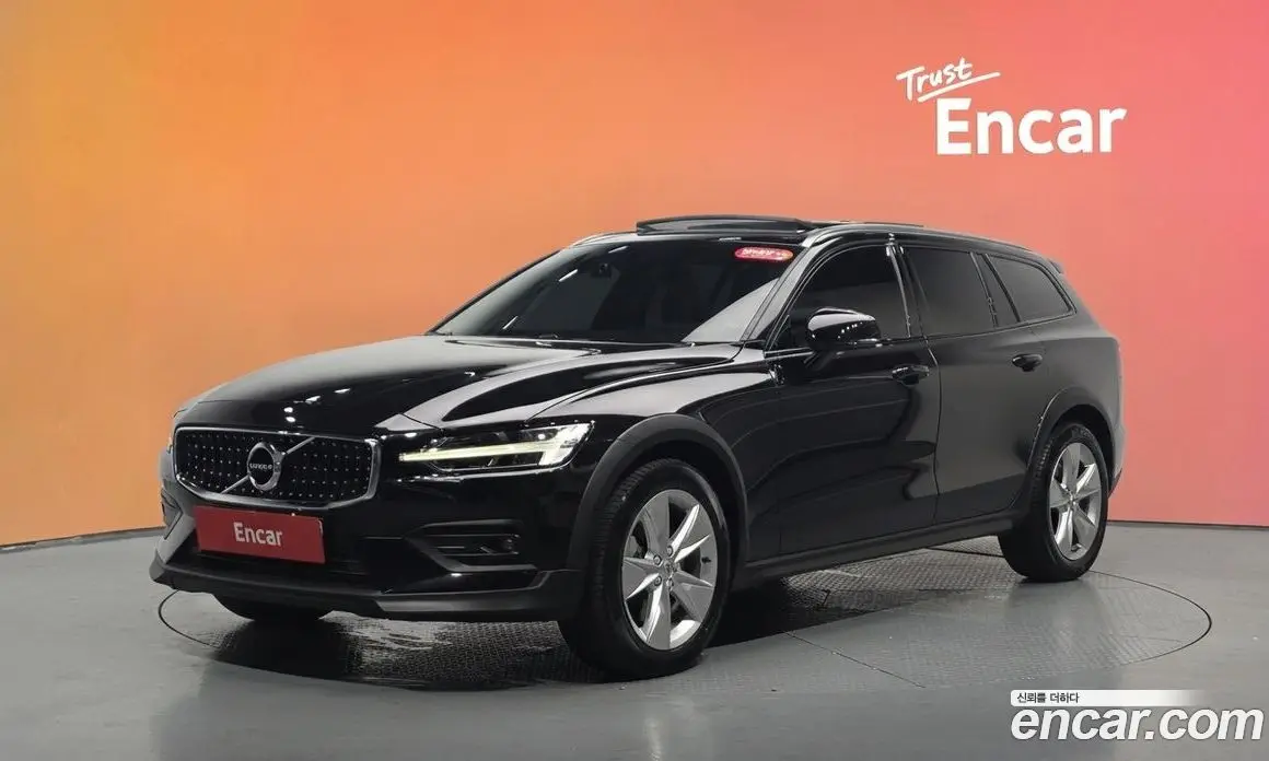 Volvo V60 2019 2.0 автомат (гидро), фото 30 Volvo V60 2019 2.0 автомат (гидро), фото 30