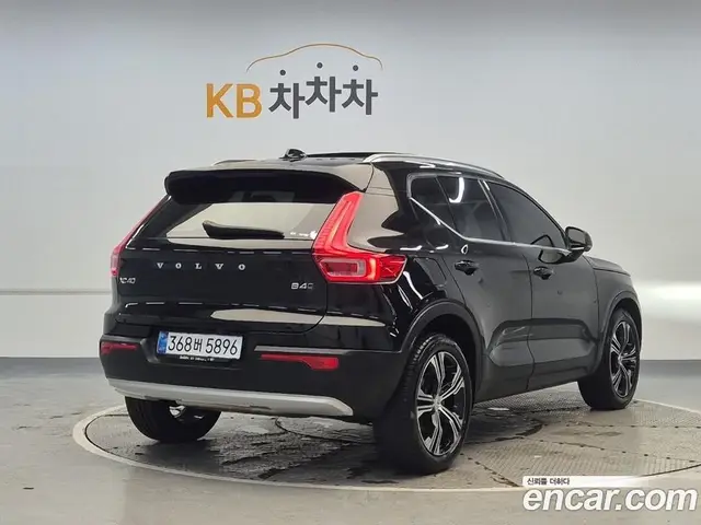 Volvo XC40 2021 2.0 автомат (гидро), миниатюра 5 Volvo XC40 2021 2.0 автомат (гидро), миниатюра 5