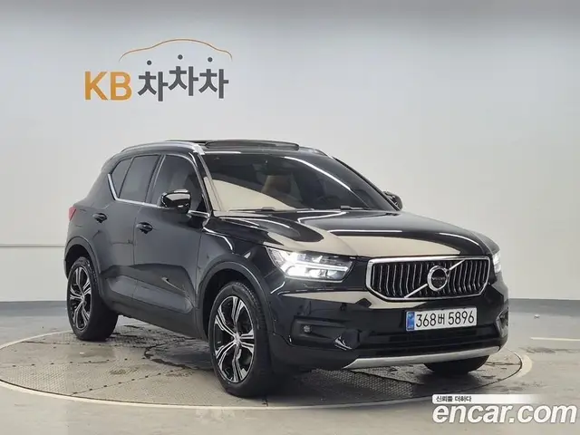 Volvo XC40 2021 2.0 автомат (гидро), миниатюра 6 Volvo XC40 2021 2.0 автомат (гидро), миниатюра 6
