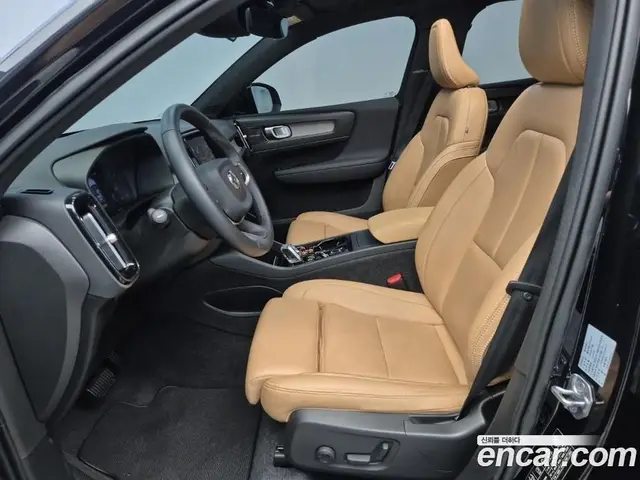 Volvo XC40 2021 2.0 автомат (гидро), миниатюра 10 Volvo XC40 2021 2.0 автомат (гидро), миниатюра 10