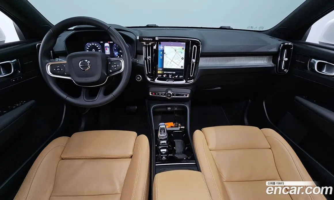 Volvo XC40 2021 2.0 автомат (гидро), фото 7 Volvo XC40 2021 2.0 автомат (гидро), фото 7