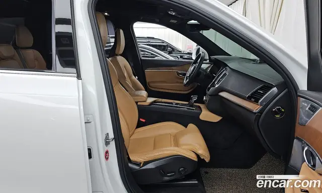 Volvo XC90 2018 2.0 автомат (гидро), миниатюра 11 Volvo XC90 2018 2.0 автомат (гидро), миниатюра 11