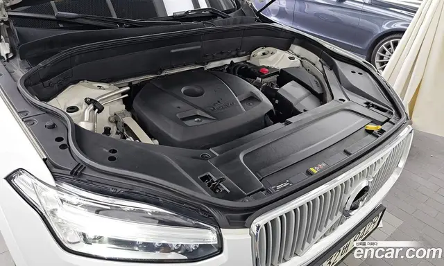 Volvo XC90 2018 2.0 автомат (гидро), миниатюра 6 Volvo XC90 2018 2.0 автомат (гидро), миниатюра 6