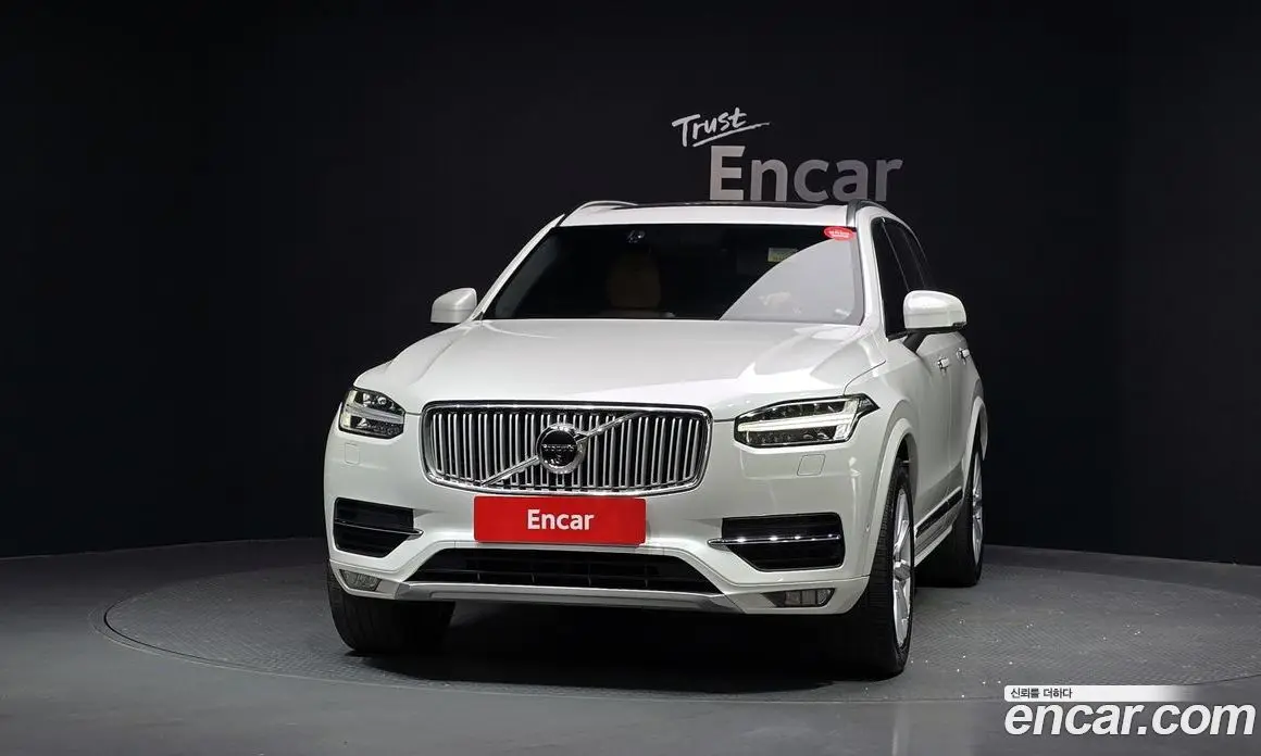 Volvo XC90 2018 2.0 автомат (гидро), фото 3 Volvo XC90 2018 2.0 автомат (гидро), фото 3