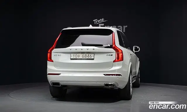 Volvo XC90 2018 2.0 автомат (гидро), миниатюра 4 Volvo XC90 2018 2.0 автомат (гидро), миниатюра 4