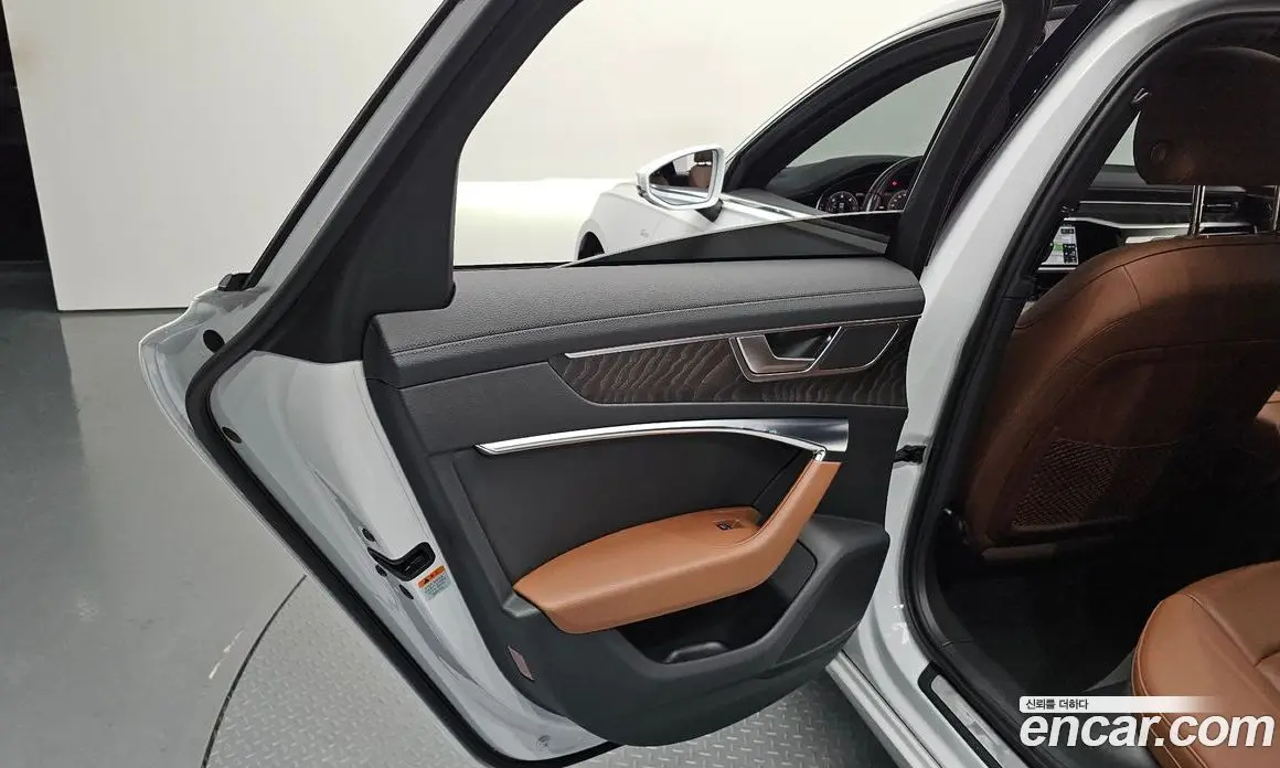 Audi A6 2020 2.0 автомат (гидро), фото 14 Audi A6 2020 2.0 автомат (гидро), фото 14