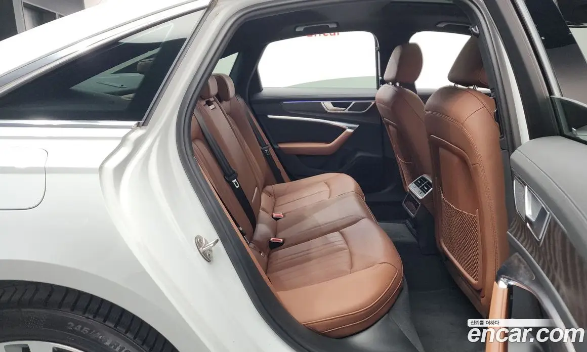 Audi A6 2023 2.0 автомат (гидро), фото 17 Audi A6 2023 2.0 автомат (гидро), фото 17
