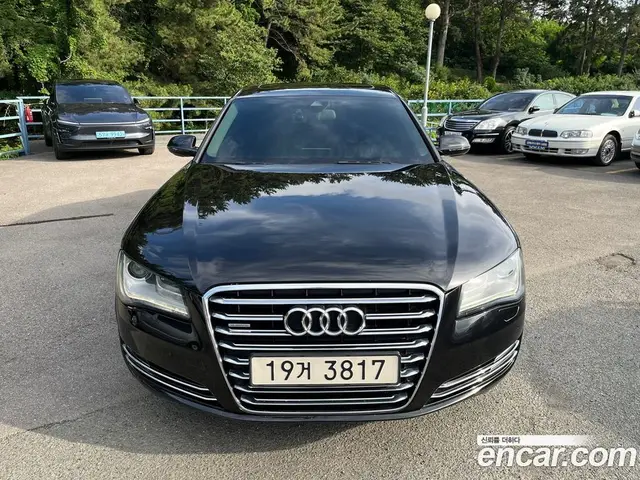 Audi A8, 2011, 178 633 км