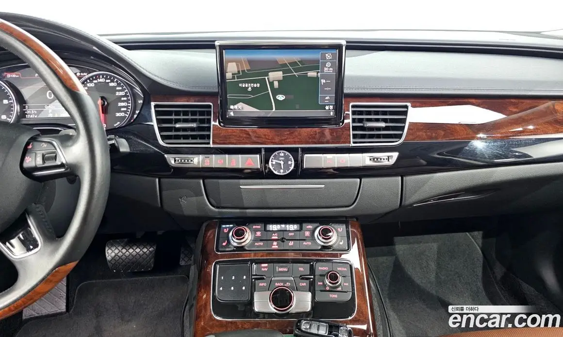 Audi A8 2013 3.0 автомат (гидро), фото 13 Audi A8 2013 3.0 автомат (гидро), фото 13