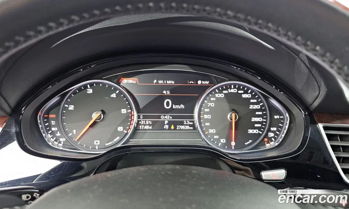 Audi A8 2013 3.0 автомат (гидро), фото 8 Audi A8 2013 3.0 автомат (гидро), фото 8