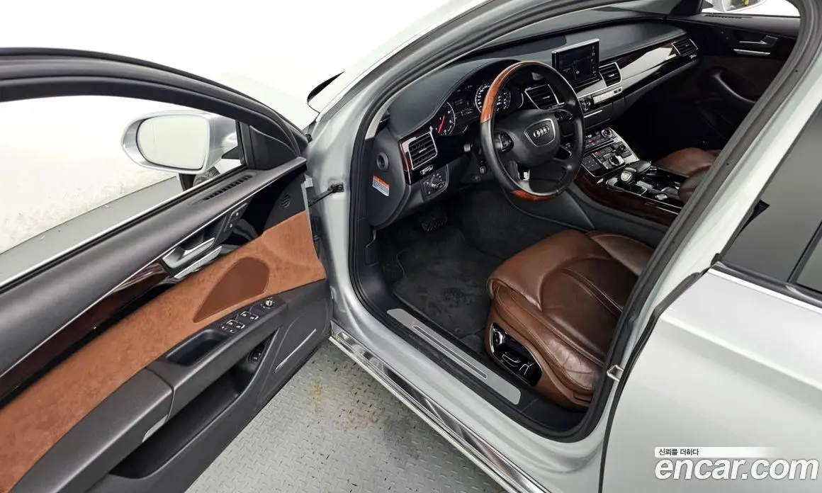 Audi A8 2013 3.0 автомат (гидро), фото 10 Audi A8 2013 3.0 автомат (гидро), фото 10