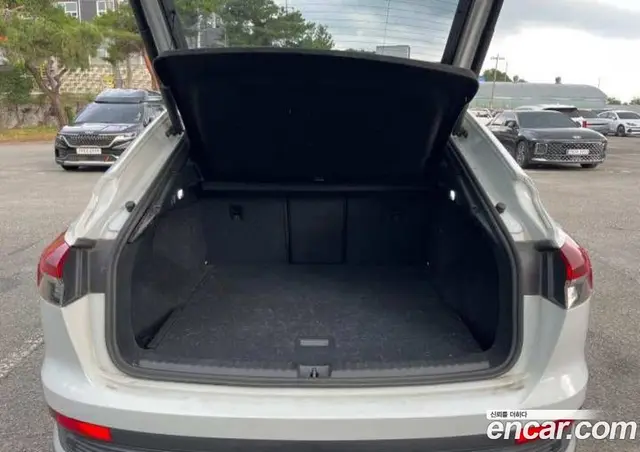 Audi Q4 e-tron 2022 0.1 автомат (гидро), миниатюра 11 Audi Q4 e-tron 2022 0.1 автомат (гидро), миниатюра 11