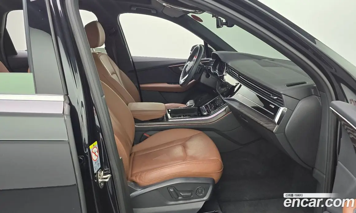 Audi Q7 2021 3.0 автомат (гидро), фото 16