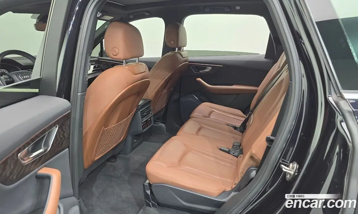 Audi Q7 2021 3.0 автомат (гидро), фото 17