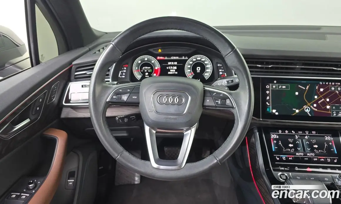 Audi Q7 2021 3.0 автомат (гидро), фото 19