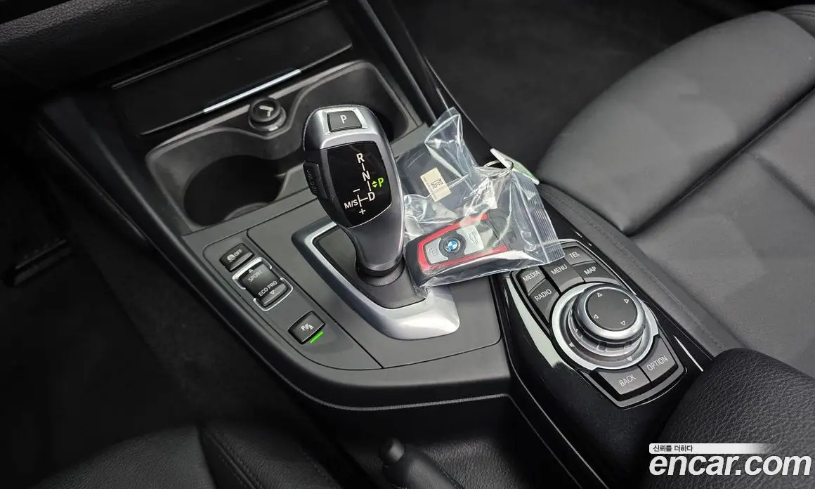BMW 1 серия 2013 2.0 автомат (гидро), фото 9