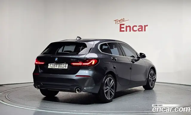 BMW 1 серия 2021 2.0 автомат (гидро), миниатюра 2