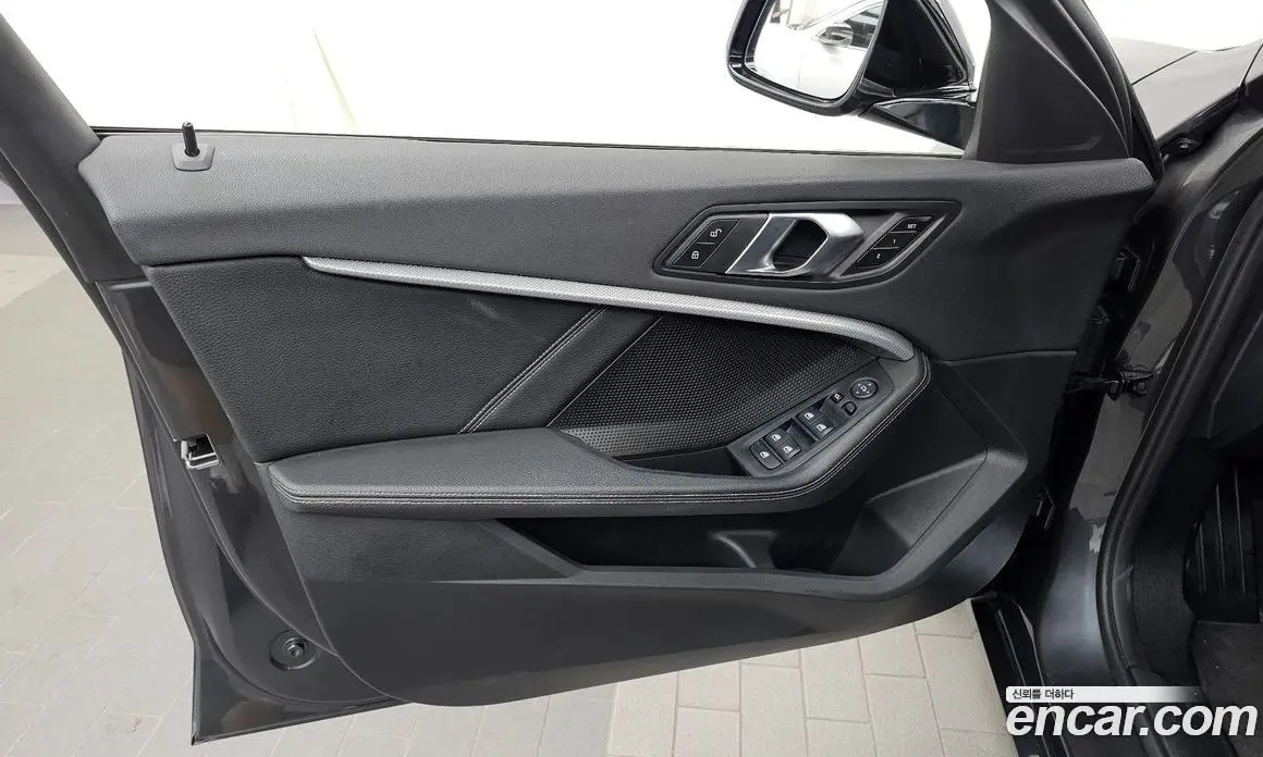 BMW 1 серия 2021 2.0 автомат (гидро), фото 14