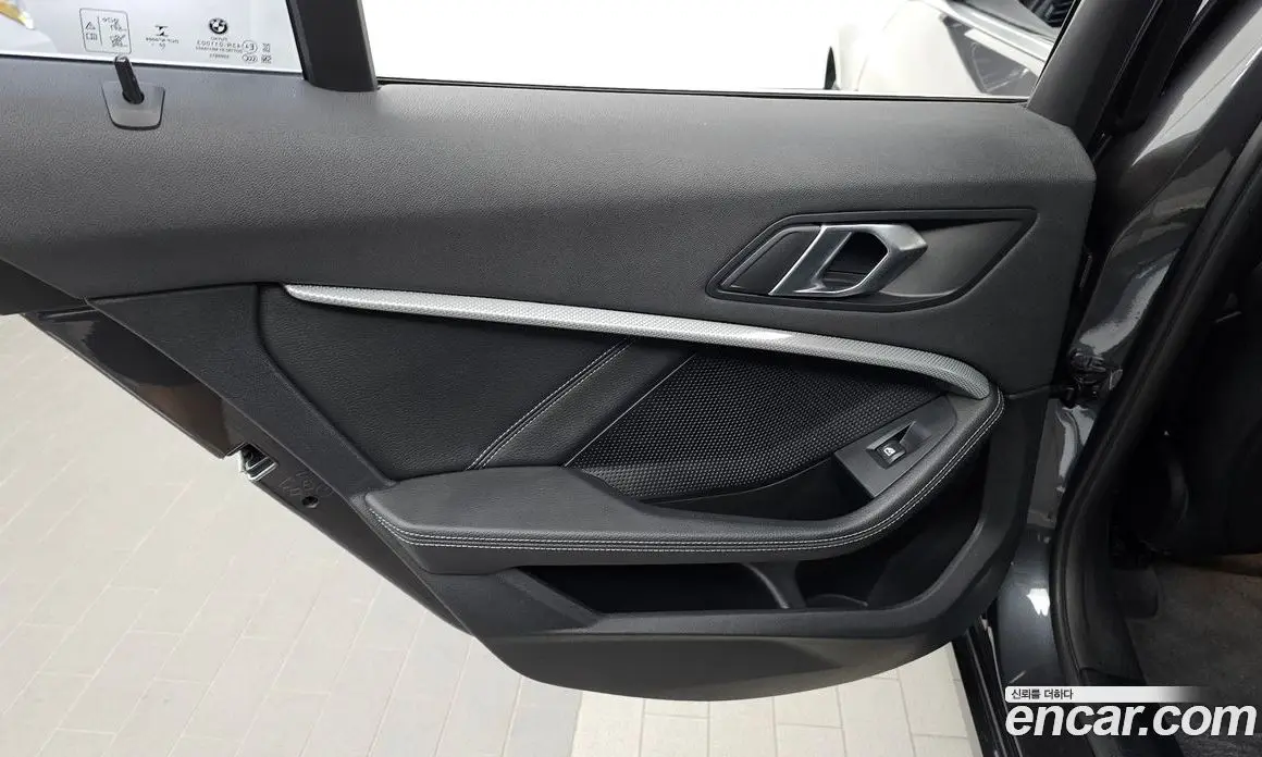 BMW 1 серия 2021 2.0 автомат (гидро), фото 15