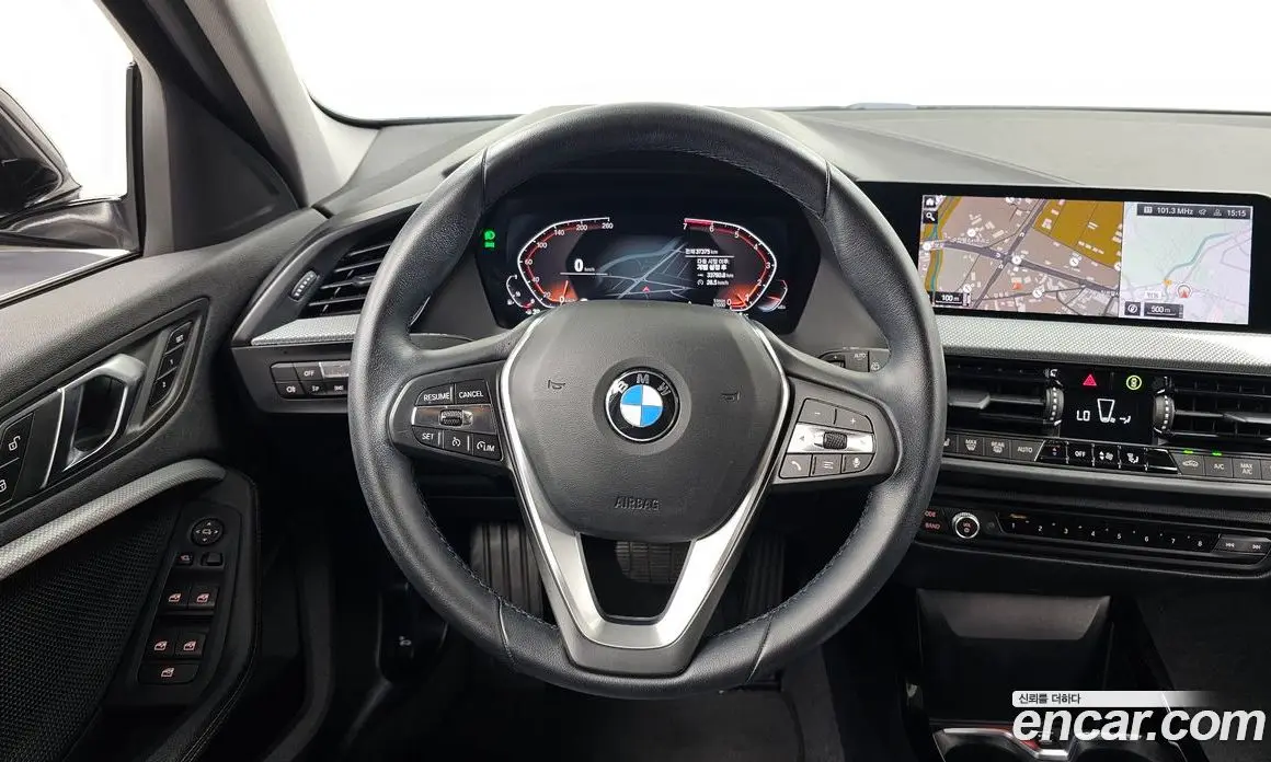 BMW 1 серия 2021 2.0 автомат (гидро), фото 19