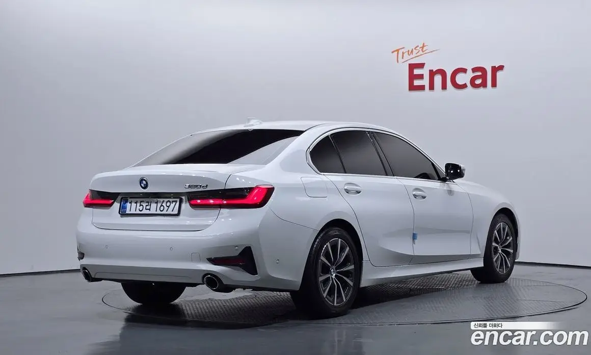 BMW 3 серия 2019 2.0 автомат (гидро), фото 2 BMW 3 серия 2019 2.0 автомат (гидро), фото 2