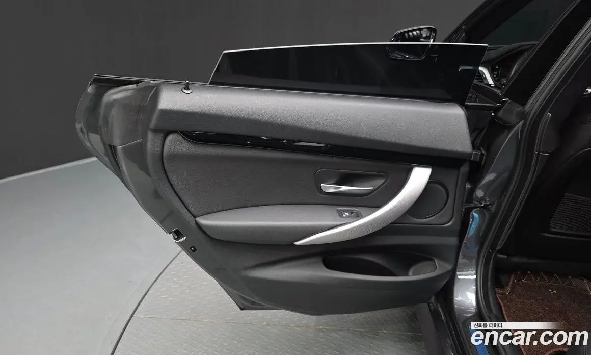 BMW 3 серия 2020 2.0 автомат (гидро), фото 14