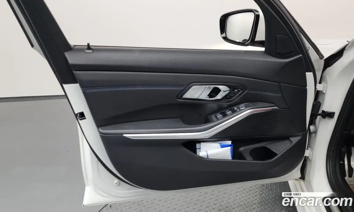 BMW 3 серия 2021 2.0 автомат (гидро), фото 13 BMW 3 серия 2021 2.0 автомат (гидро), фото 13