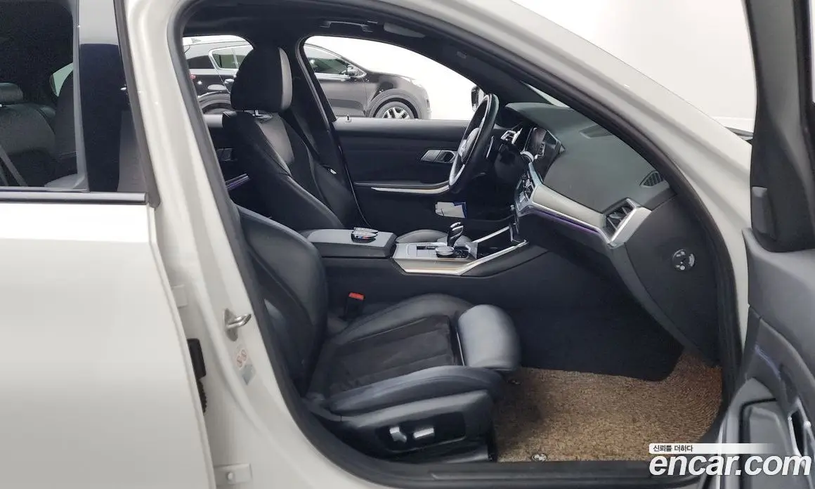 BMW 3 серия 2021 2.0 автомат (гидро), фото 15 BMW 3 серия 2021 2.0 автомат (гидро), фото 15