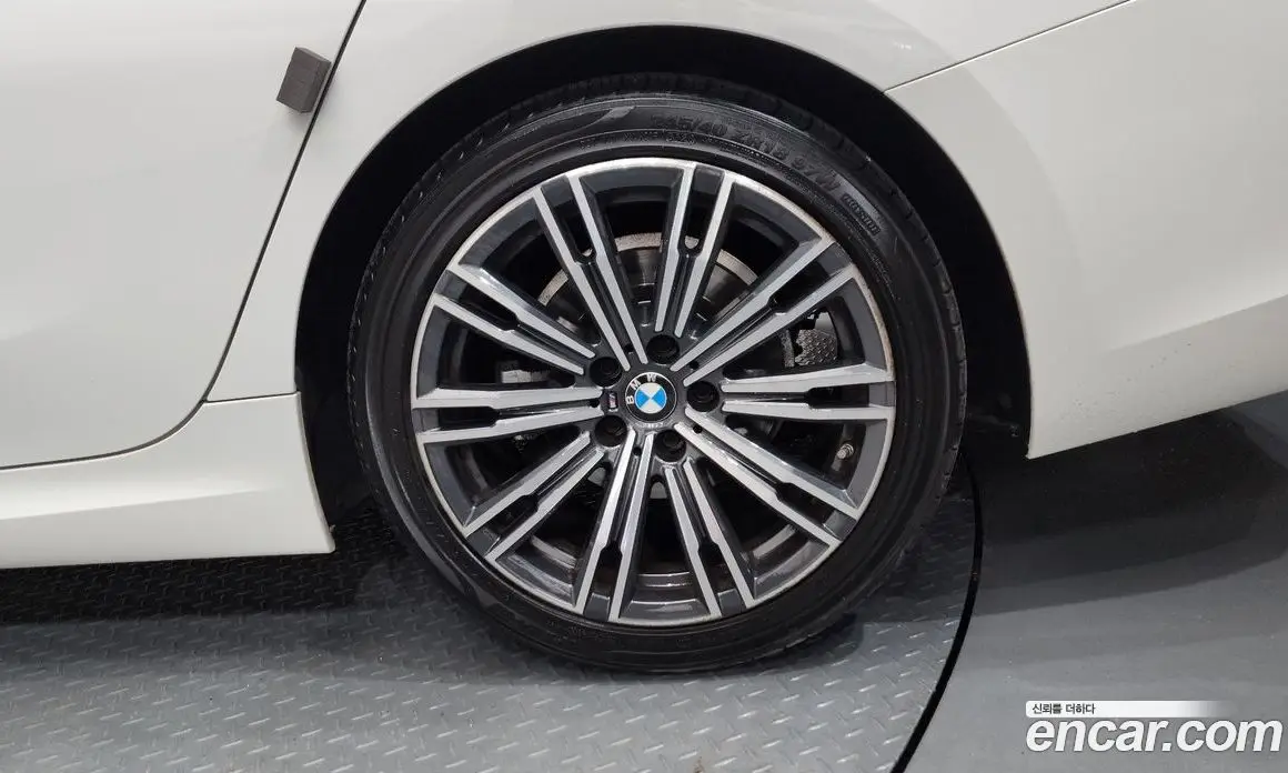 BMW 3 серия 2021 2.0 автомат (гидро), фото 6 BMW 3 серия 2021 2.0 автомат (гидро), фото 6