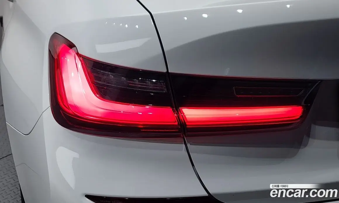 BMW 3 серия 2021 2.0 автомат (гидро), фото 8 BMW 3 серия 2021 2.0 автомат (гидро), фото 8