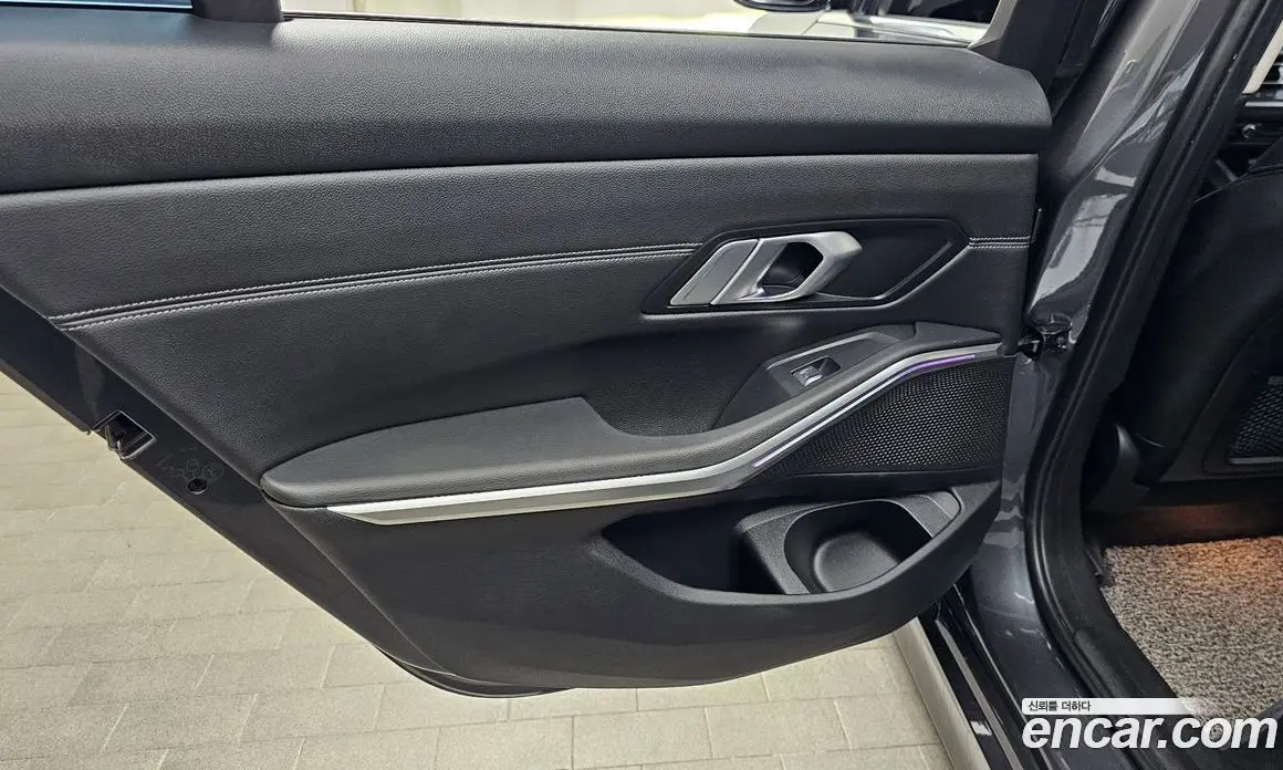 BMW 3 серия 2021 2.0 автомат (гидро), фото 15