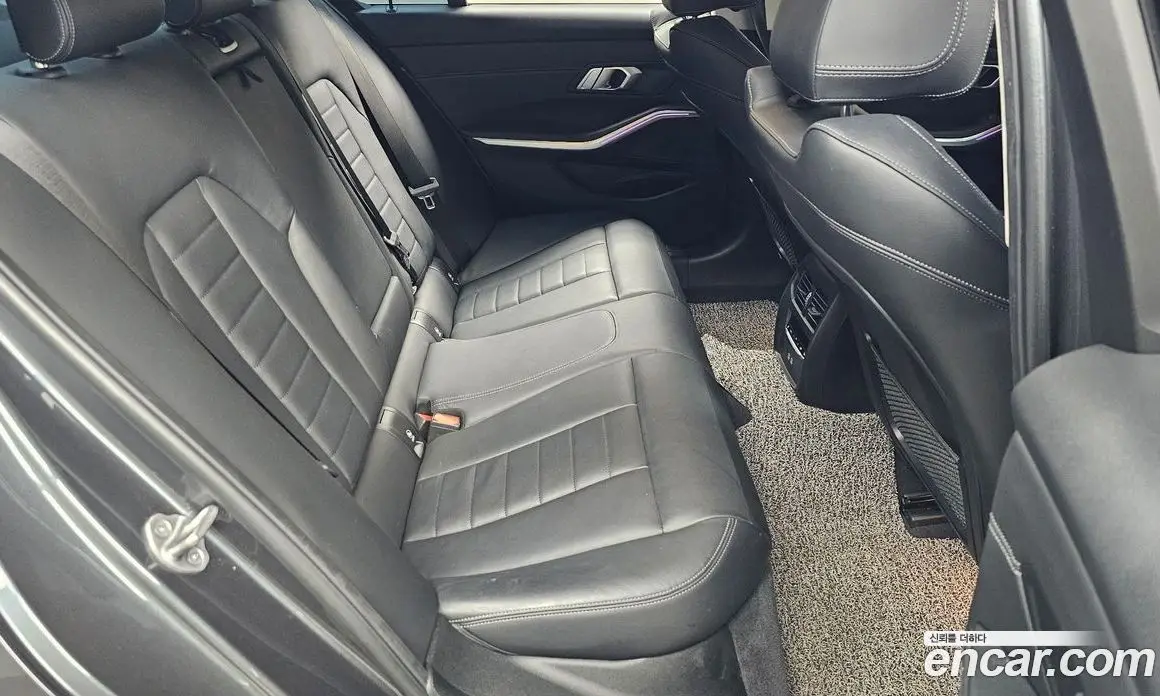 BMW 3 серия 2021 2.0 автомат (гидро), фото 17