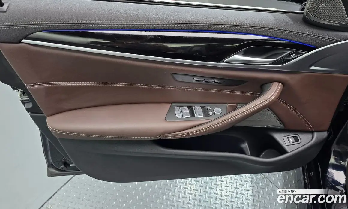 BMW 5 серия 2022 2.0 автомат (гидро), фото 14
