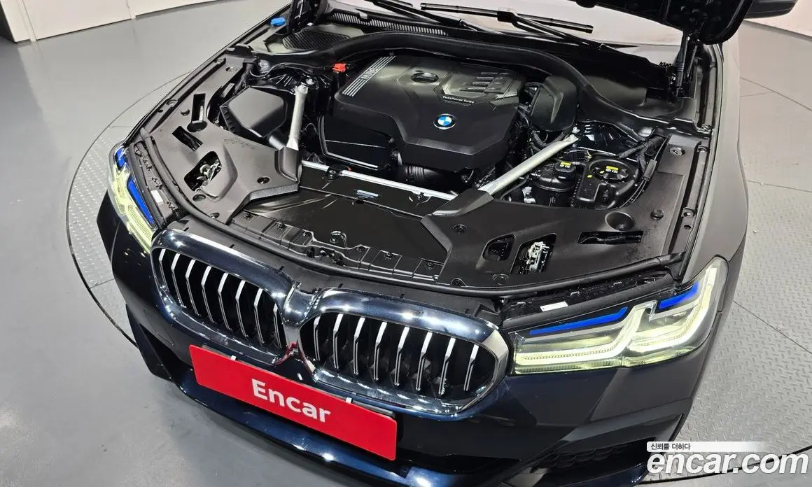 BMW 5 серия 2022 2.0 автомат (гидро), фото 6