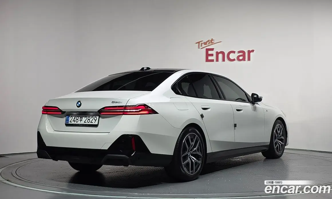 BMW 5 серия 2024 2.0 автомат (гидро), фото 2 BMW 5 серия 2024 2.0 автомат (гидро), фото 2