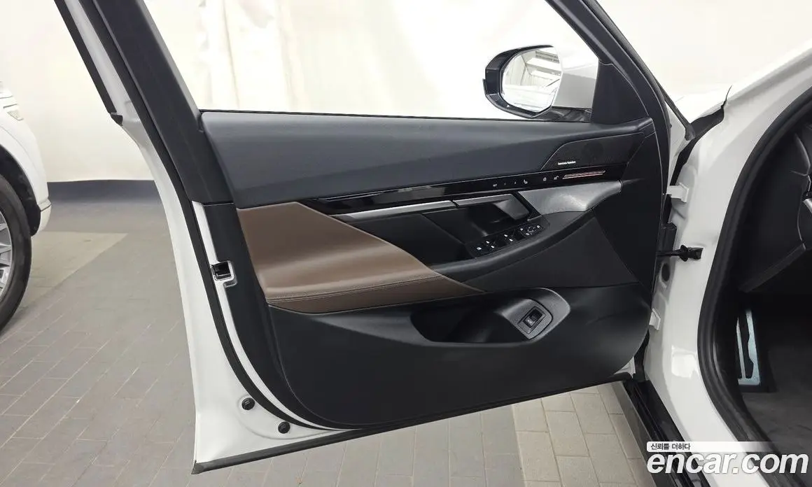 BMW 5 серия 2024 2.0 автомат (гидро), фото 14 BMW 5 серия 2024 2.0 автомат (гидро), фото 14