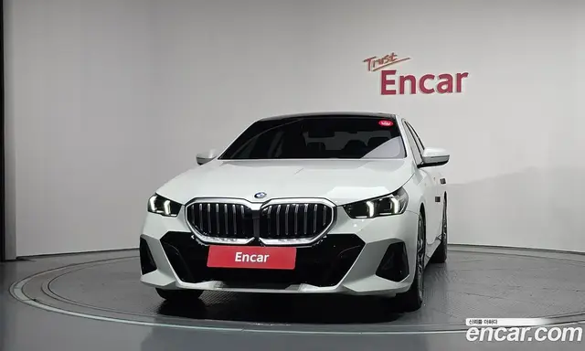BMW 5 серия 2024 2.0 автомат (гидро), миниатюра 3 BMW 5 серия 2024 2.0 автомат (гидро), миниатюра 3