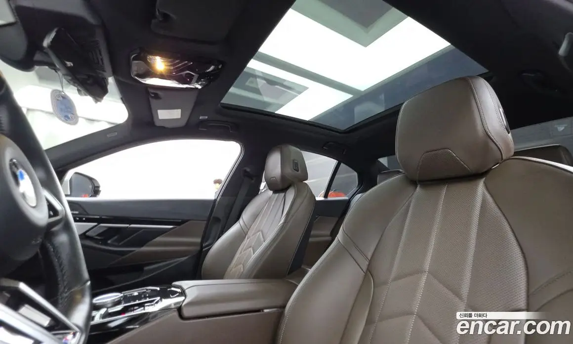 BMW 5 серия 2024 2.0 автомат (гидро), фото 24 BMW 5 серия 2024 2.0 автомат (гидро), фото 24