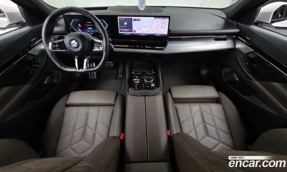 BMW 5 серия 2024 2.0 автомат (гидро), фото 10 BMW 5 серия 2024 2.0 автомат (гидро), фото 10