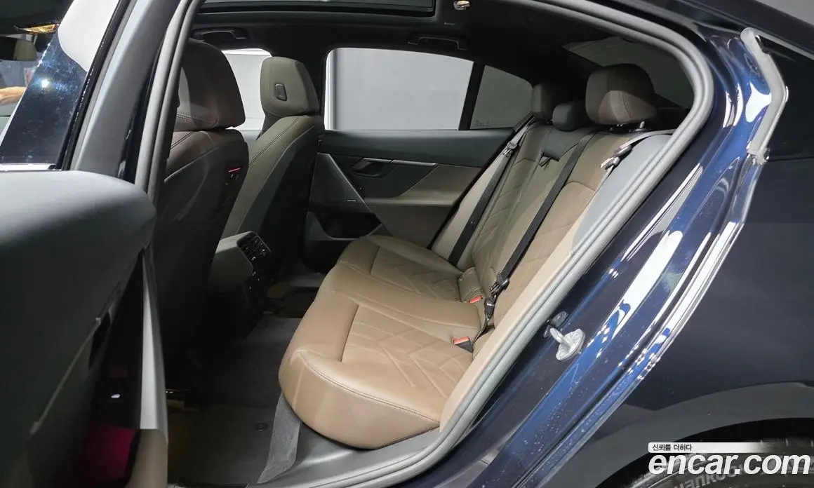 BMW 5 серия 2024 2.0 автомат (гидро), фото 18 BMW 5 серия 2024 2.0 автомат (гидро), фото 18