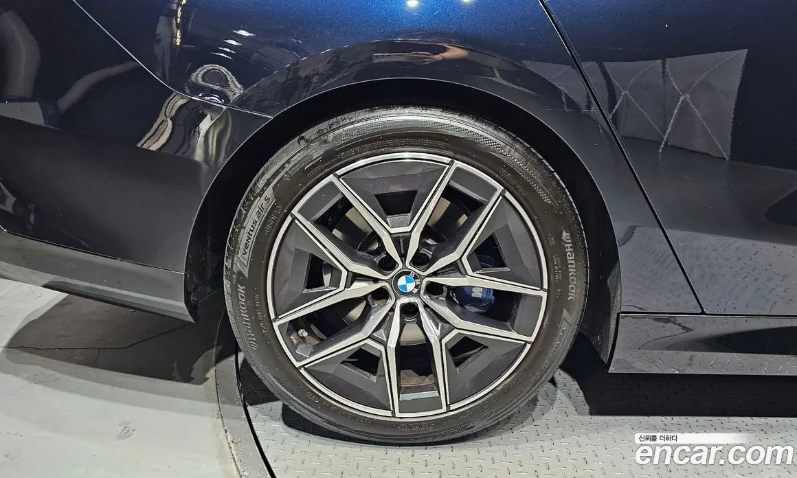 BMW 5 серия 2024 2.0 автомат (гидро), фото 5 BMW 5 серия 2024 2.0 автомат (гидро), фото 5