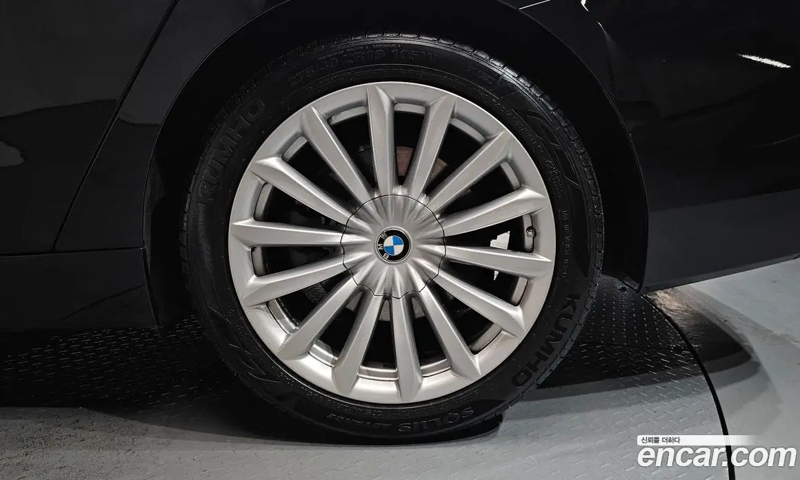 BMW 6 серия 2023 3.0 автомат (гидро), фото 6
